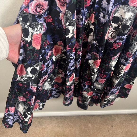 Hell Bunny Graciela Skull Circle Dress Size Medium Goth Pinup Open Back Retro - Picture 6 of 12